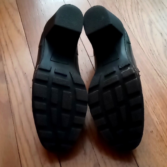 B.O.C. Born Concept Black Leather Ankle Booties - Picture 4 of 5